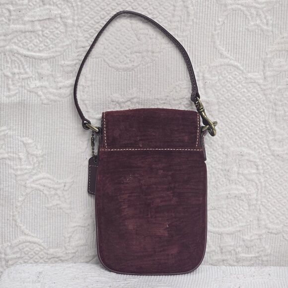 Y2K Coach Soho Bordeaux Burgundy Suede Leather Brass Pouch Wristlet Wallet 00s - Picture 3 of 14